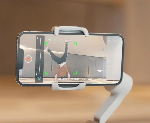 FeiyuTech VB4 Kit Smartphone Stabilizer Face Tracking Fill light 3-Axis Phone Gimbal Built-in Selfie Stick Portable iPhone16
